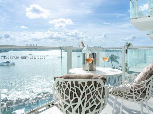 1 bedroom Condominium at 1100 West Ave 510, 1100 West Condo, Miami Beach — photo 1