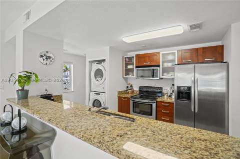 1043 SW 9th Ct F-1, Miami FL - photo 10 of 44