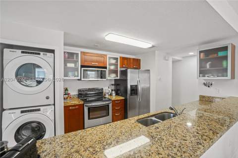 1043 SW 9th Ct F-1, Miami FL - photo 13 of 44