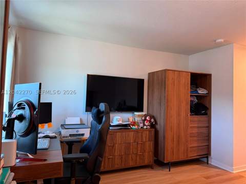 1057 NW 5th St, Florida City FL - photo 11 of 20