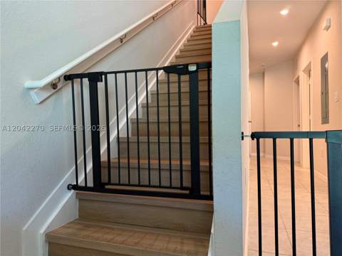 1057 NW 5th St, Florida City FL - photo 7 of 20