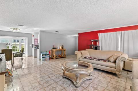 7337 SW 21st Street, Miami FL - photo 7 of 32