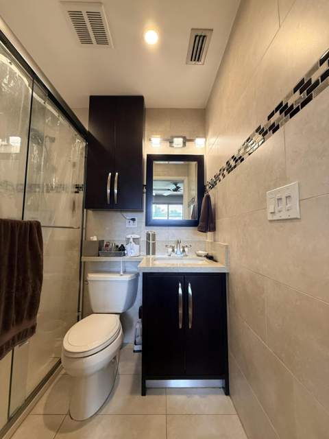 5170 Palm Avenue, Hialeah FL - photo 23 of 43