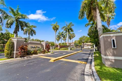 1785 NE 37th Pl, Homestead FL - photo 8 of 60