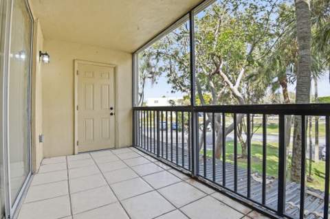 10875 SW 112th Avenue 202, Miami FL - photo 23 of 27