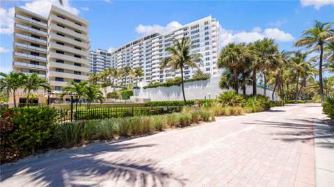 1623 Collins Ave 415, Miami Beach FL - photo 7 of 48