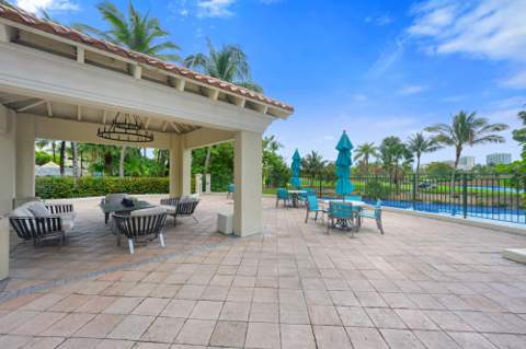 19501 W Country Club Drive 1412, Aventura FL - photo 22 of 32