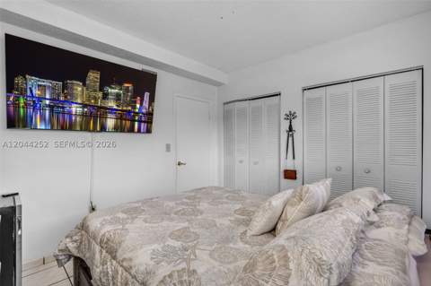 8186 NW 98th Ter 132, Hialeah Gardens FL - photo 12 of 35