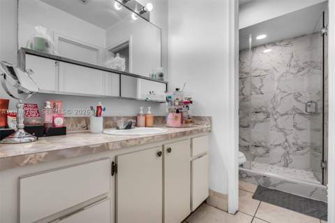 8186 NW 98th Ter 132, Hialeah Gardens FL - photo 17 of 35