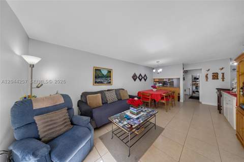 1950 W 54th St 206, Hialeah FL - photo 16 of 31