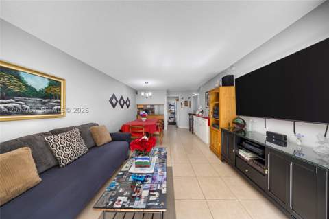 1950 W 54th St 206, Hialeah FL - photo 17 of 31