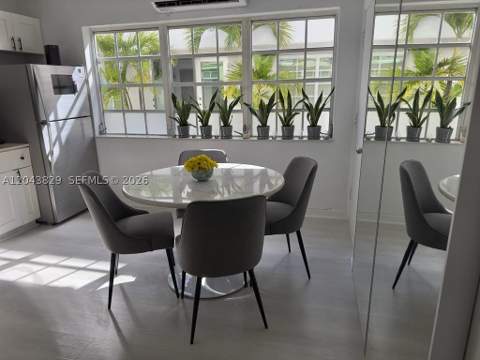 836 10th St 5, Miami Beach FL - photo 8 of 28