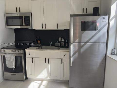 836 10th St 5, Miami Beach FL - photo 9 of 28