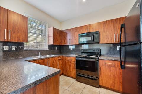 1452 SE 25th Ave, Homestead FL - photo 14 of 33