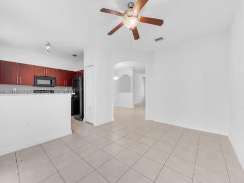 2482 SE 15th Ct, Homestead FL - photo 14 of 37
