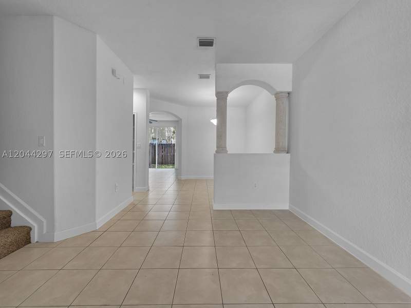 4 bedroom Townhouse at 2482 SE 15th Ct, Keys Garden, Homestead — photo 3