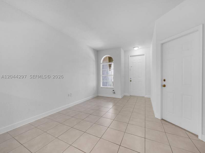 4 bedroom Townhouse at 2482 SE 15th Ct, Keys Garden, Homestead — photo 5