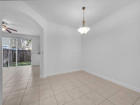 2482 SE 15th Ct, Homestead FL - photo 6 of 37