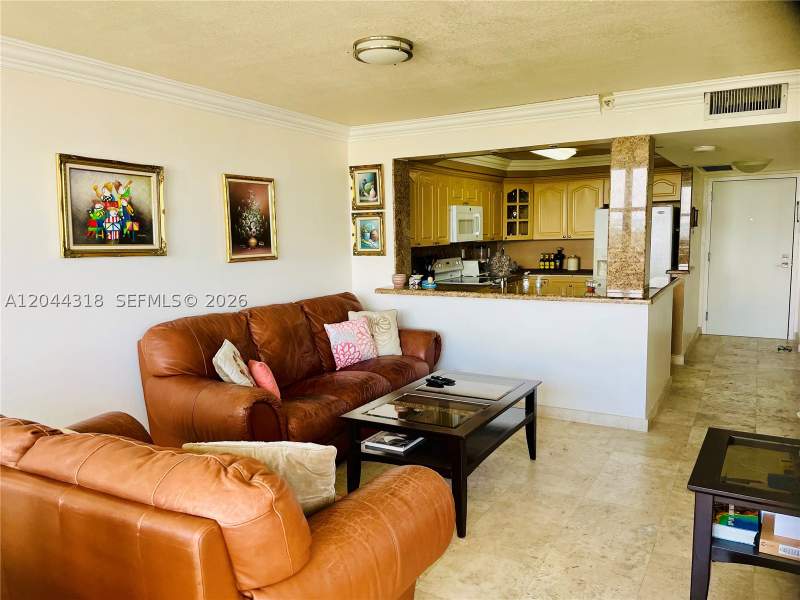 2 bedroom Condominium at 2555 Collins Ave 2006, Club Atlantis Condo, Miami Beach — photo 5