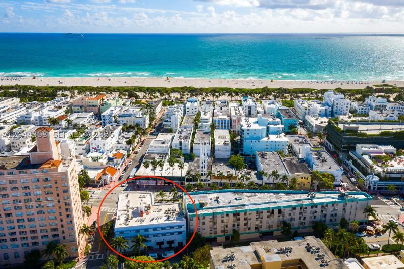 0 bedroom Condominium at 763 Pennsylvania Ave 103, Royal South Beach Condo, Miami Beach — photo 3