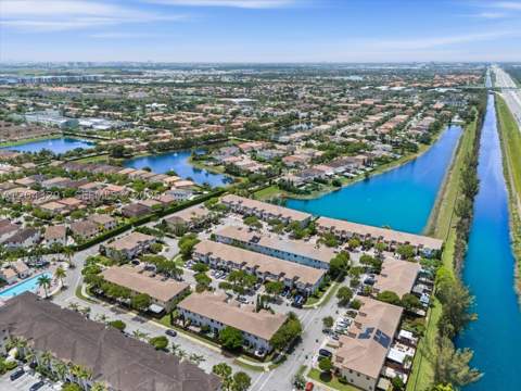 11628 NW 87th Ln 11628, Doral FL - photo 7 of 45
