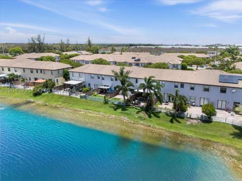 11628 NW 87th Ln 11628, Doral FL - photo 9 of 45