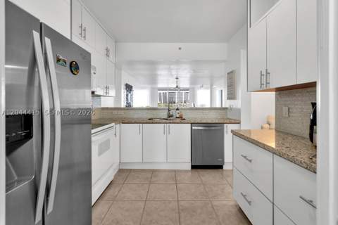 18100 N Bay Rd 304, Sunny Isles Beach FL - photo 7 of 50