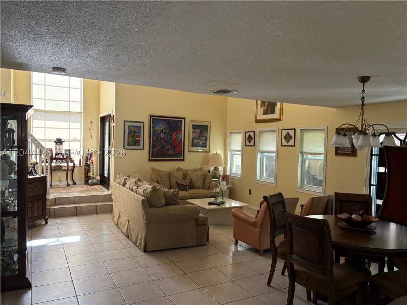 4 bedroom SingleFamilyResidence at 9217 SW 157th Path, Highlands At Kendall 1st, Miami — photo 3