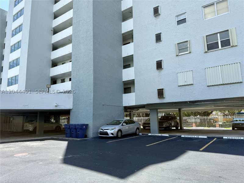 1 bedroom Condominium at 2950 SW 3rd Ave 3C, Coral Way Towers Condo, Miami — photo 1