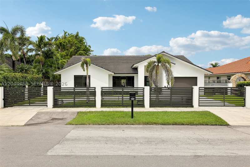 3 bedroom SingleFamilyResidence at 6816 SW 89th Ct, Bismark Sub, Miami — photo 1