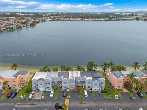 12427 NW 7th Ln, Miami FL - photo 8 of 41