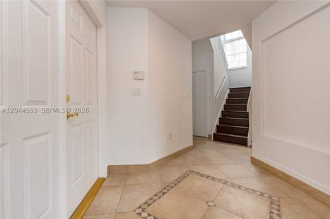 5132 NW 106th Ave, Doral FL - photo 9 of 35