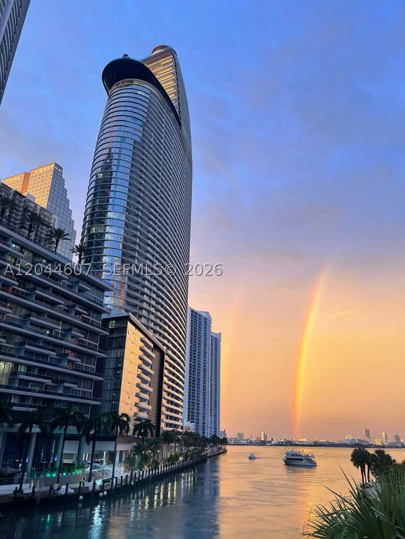 2 bedroom Condominium at 300 Biscayne Blvd Way 1909, Aston Martin Residences, Miami — photo 2