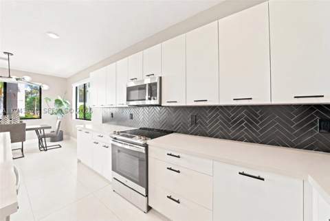 8167 NW 41st St E-101, Doral FL - photo 20 of 45