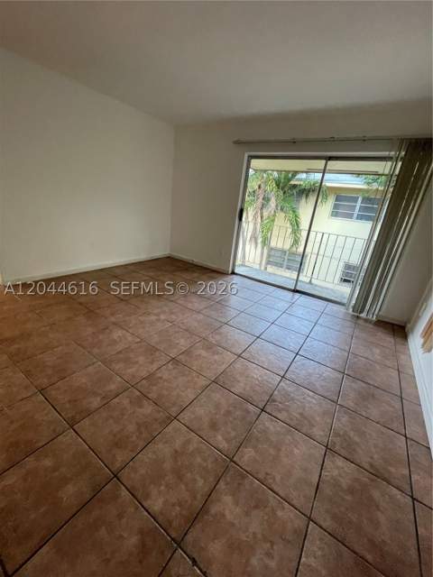 7841 Dunham Blvd 6, Miami FL - photo 17 of 18