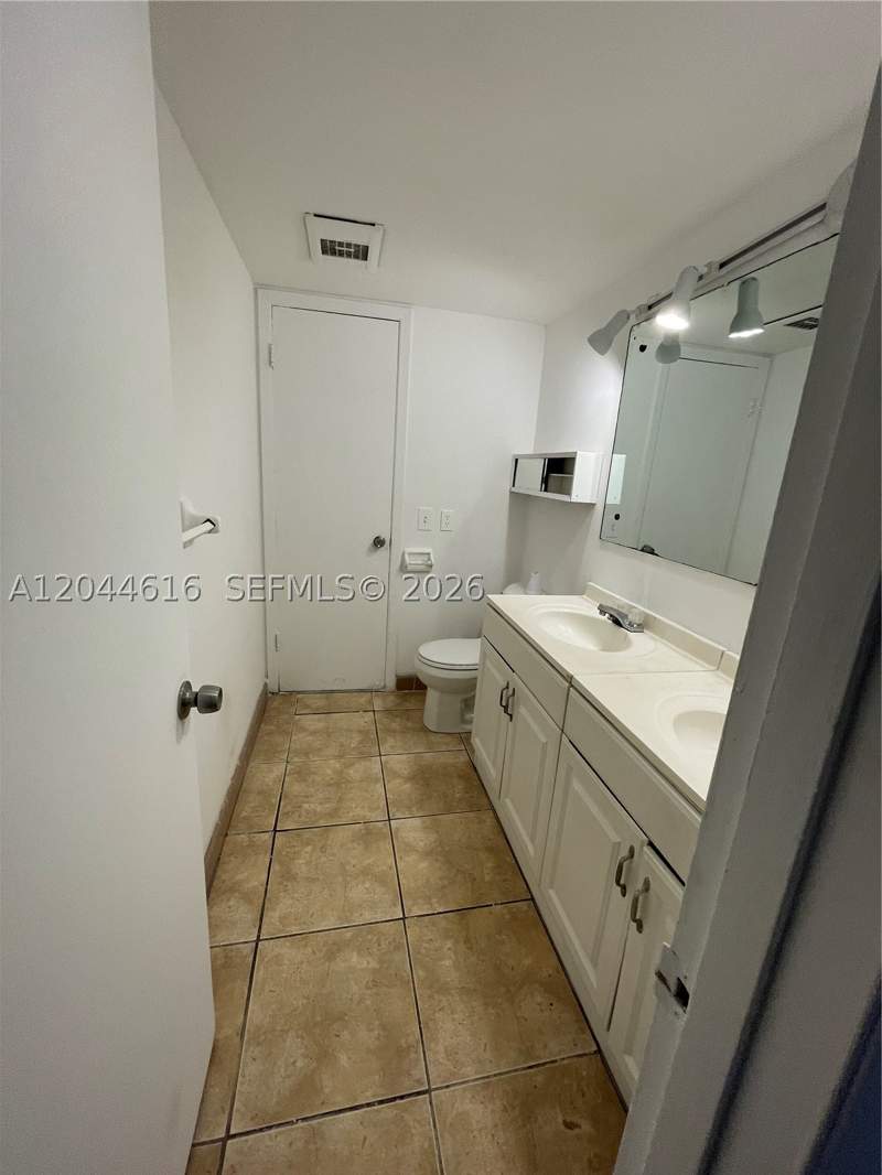 2 bedroom Condominium at 7841 Dunham Blvd 6, Bayshore Treasure Condo, Miami — photo 5