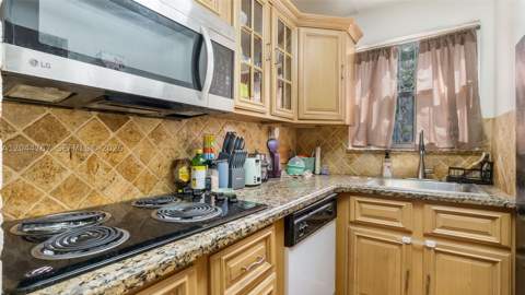 110 Fontainebleau Blvd 101, Miami FL - photo 7 of 31