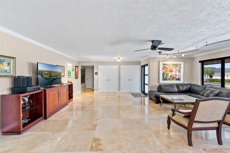 4 bedroom SingleFamilyResidence at 7430 SW 142nd Ter, Tanglewood Estates Sec 2, Palmetto Bay — photo 5