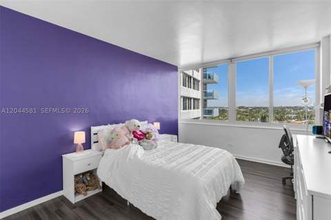 7441 Wayne Ave 10H, Miami Beach FL - photo 15 of 38