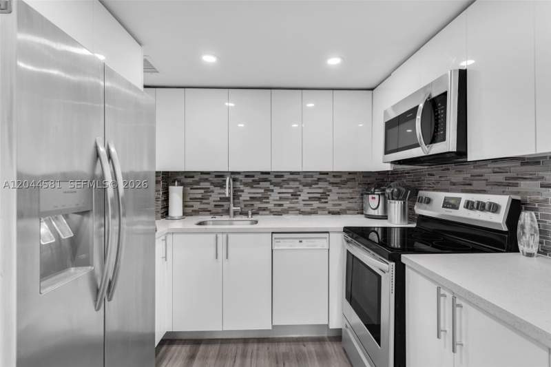3 bedroom Condominium at 7441 Wayne Ave 10H, Parkview Point Condo, Miami Beach — photo 4