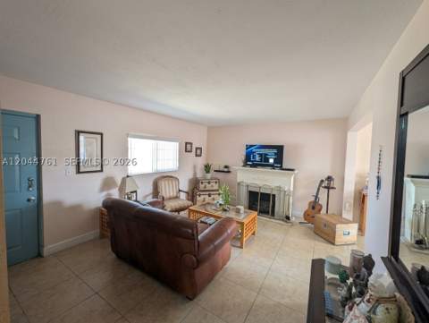 21 E 3rd St 205, Hialeah FL - photo 8 of 15