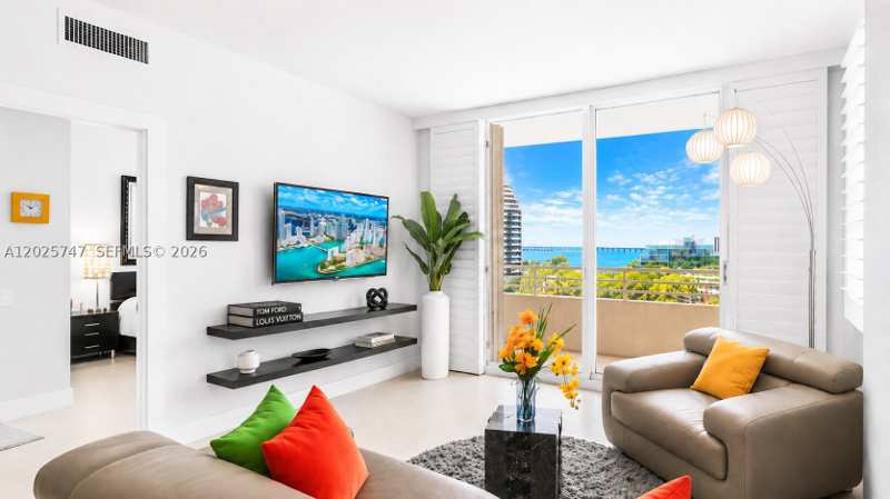 1 bedroom Condominium at 888 Brickell Key Dr 1002, One Tequesta Point Condo, Miami — photo 1