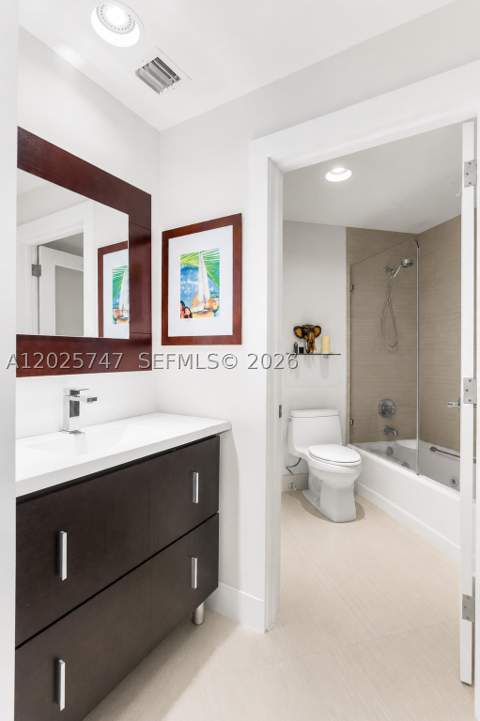 888 Brickell Key Dr 1002, Miami FL - photo 12 of 25
