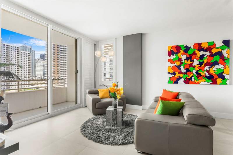 1 bedroom Condominium at 888 Brickell Key Dr 1002, One Tequesta Point Condo, Miami — photo 3