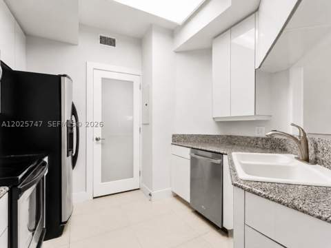 888 Brickell Key Dr 1002, Miami FL - photo 9 of 25