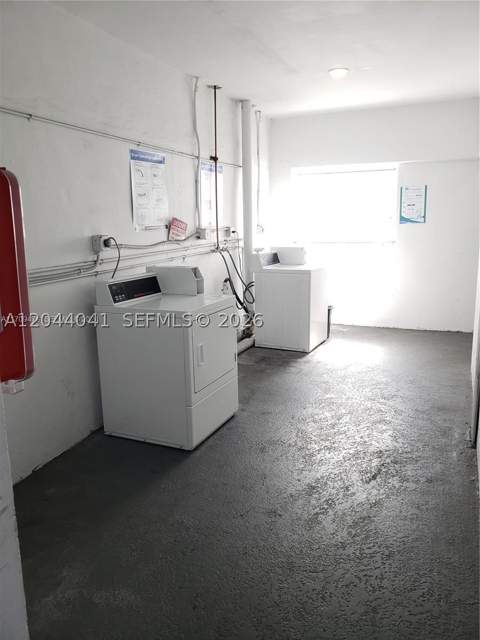 4550 W 16th Ave 301, Hialeah FL - photo 10 of 31