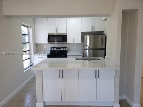 4550 W 16th Ave 301, Hialeah FL - photo 16 of 31