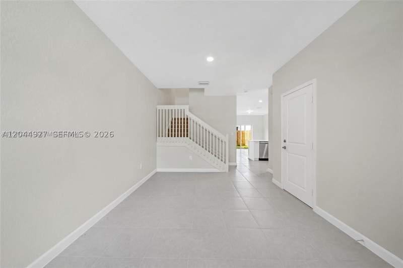 3 bedroom Townhouse at 12942 NW 23rd Pl, Golf Park Sec 1, Miami — photo 4