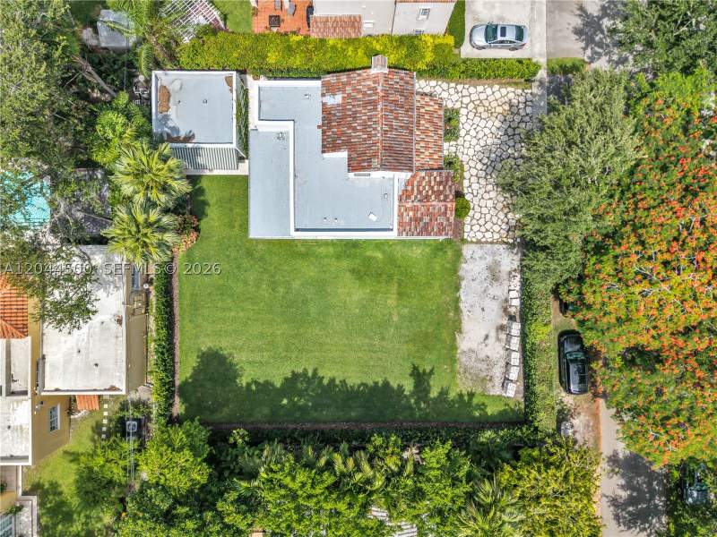 3 bedroom SingleFamilyResidence at 5730 SW 49th St, Biltmore Heights A, South Miami — photo 3