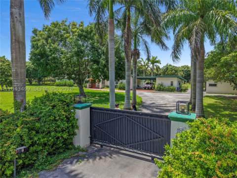 8000 SW 184th St, Cutler Bay FL - photo 18 of 21